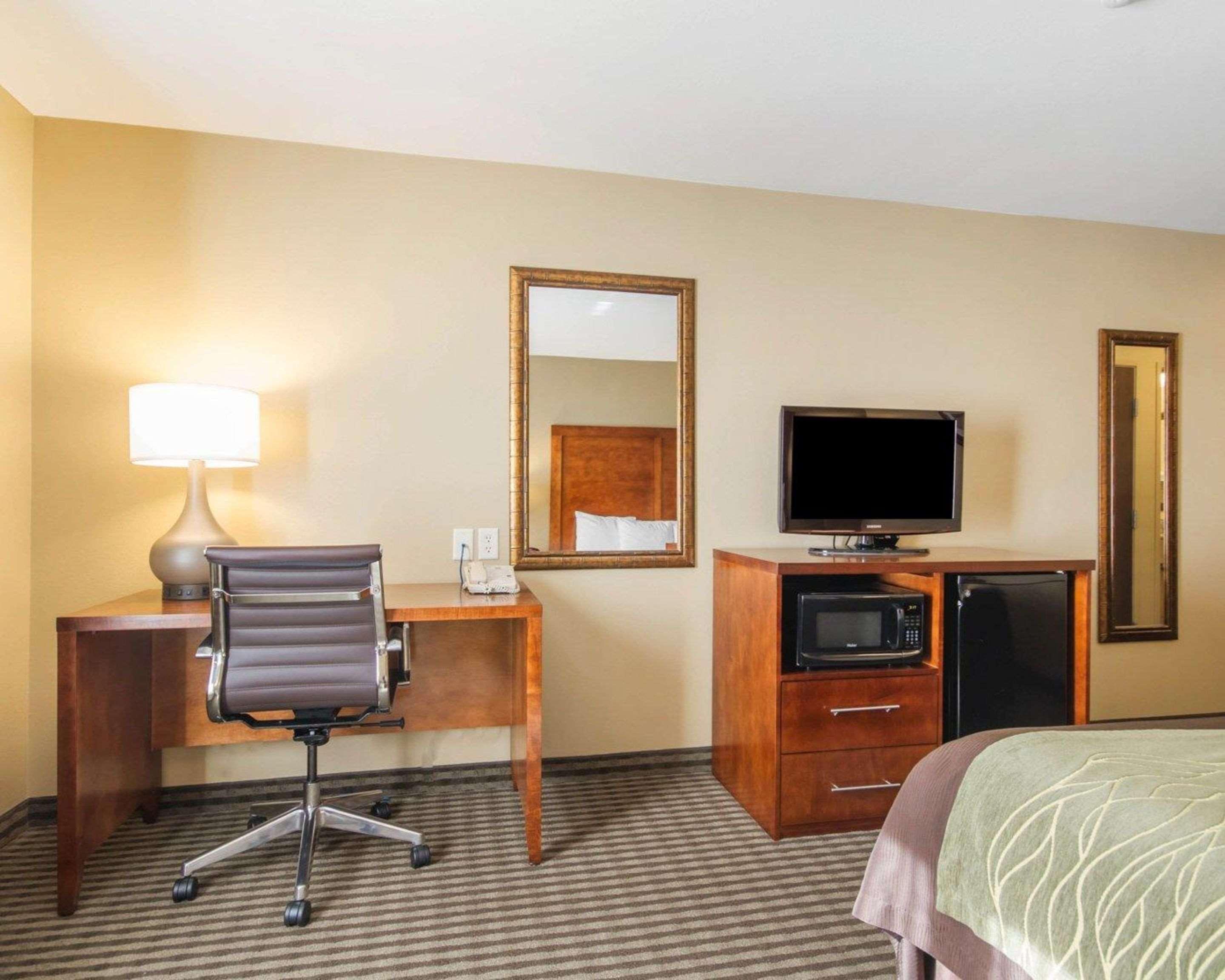 Comfort Inn Plover-Stevens Point Exterior foto