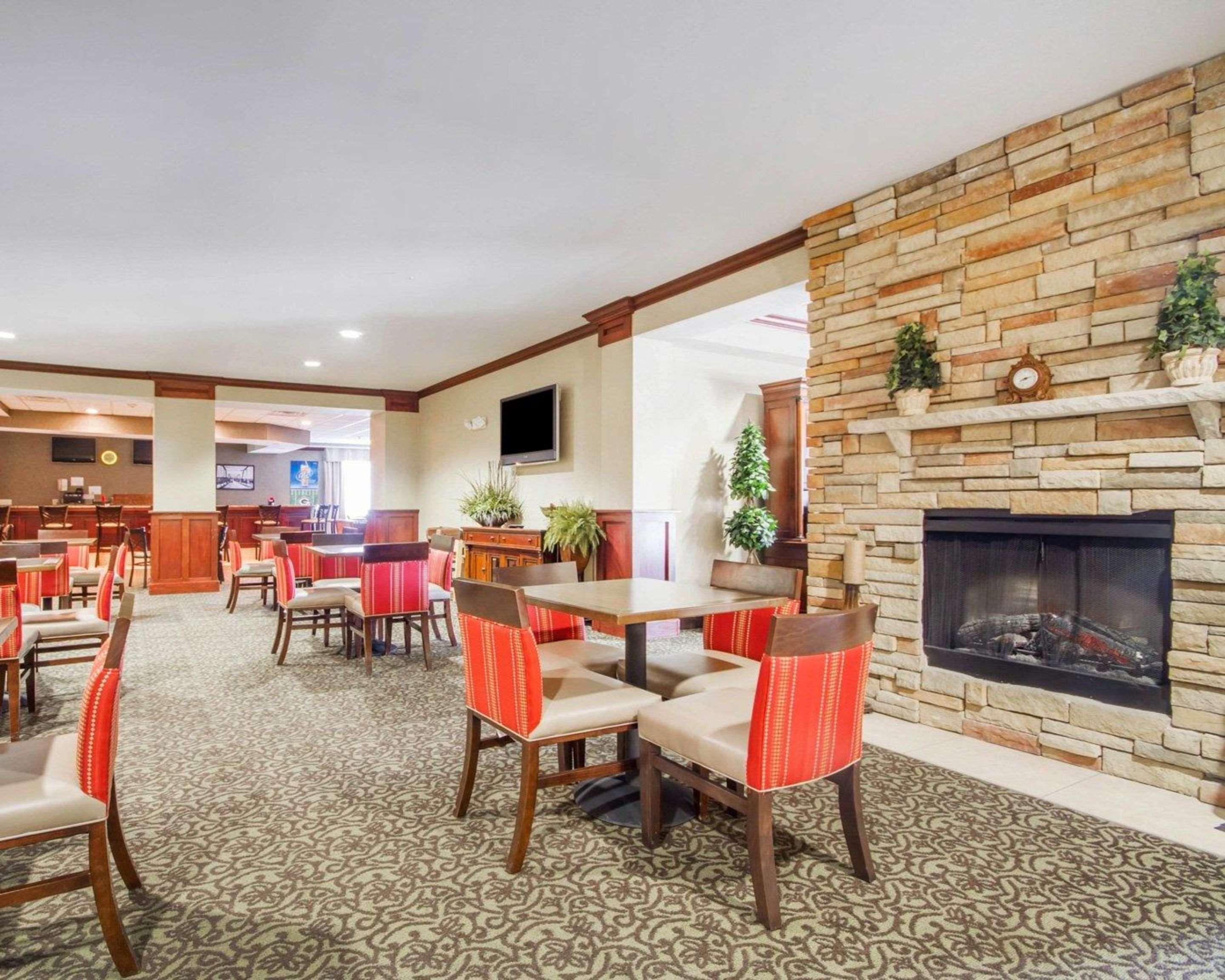 Comfort Inn Plover-Stevens Point Exterior foto